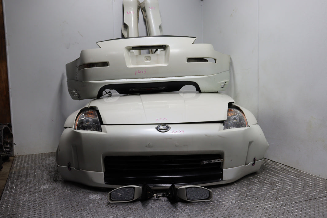 2003–2006 Nissan 350Z OEM Rear Bumper Cover Assembly