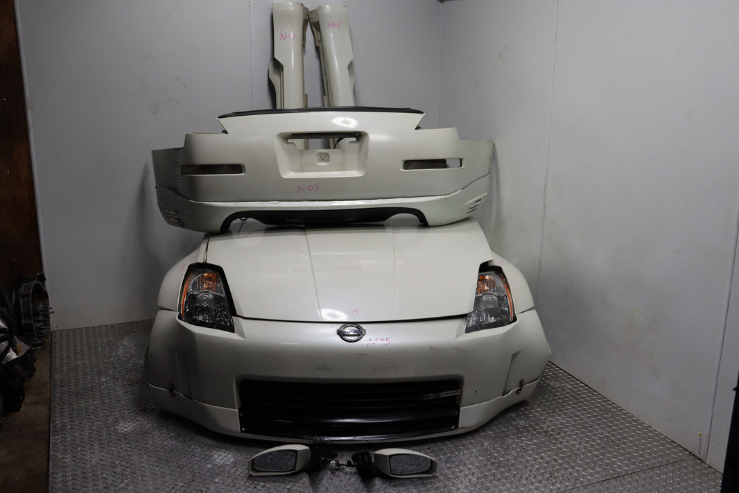 2003–2006 Nissan 350Z OEM Rear Bumper Cover Assembly