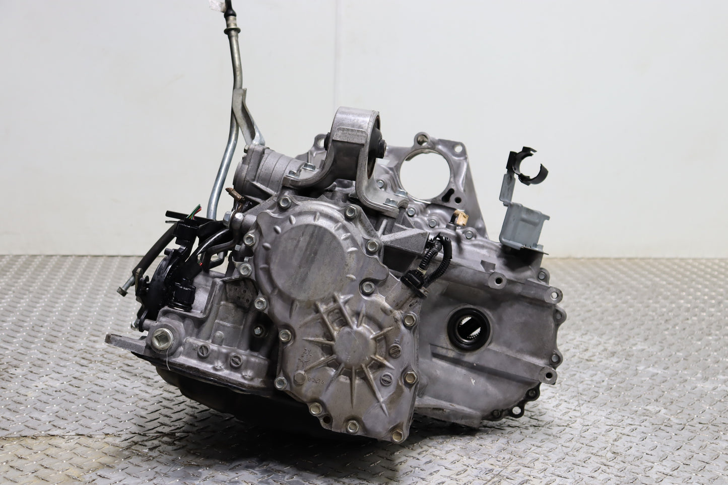 2002–2006 Nissan Altima OEM Automatic Transmission FWD QR25DE 2.5L 4-Cylinder JDM