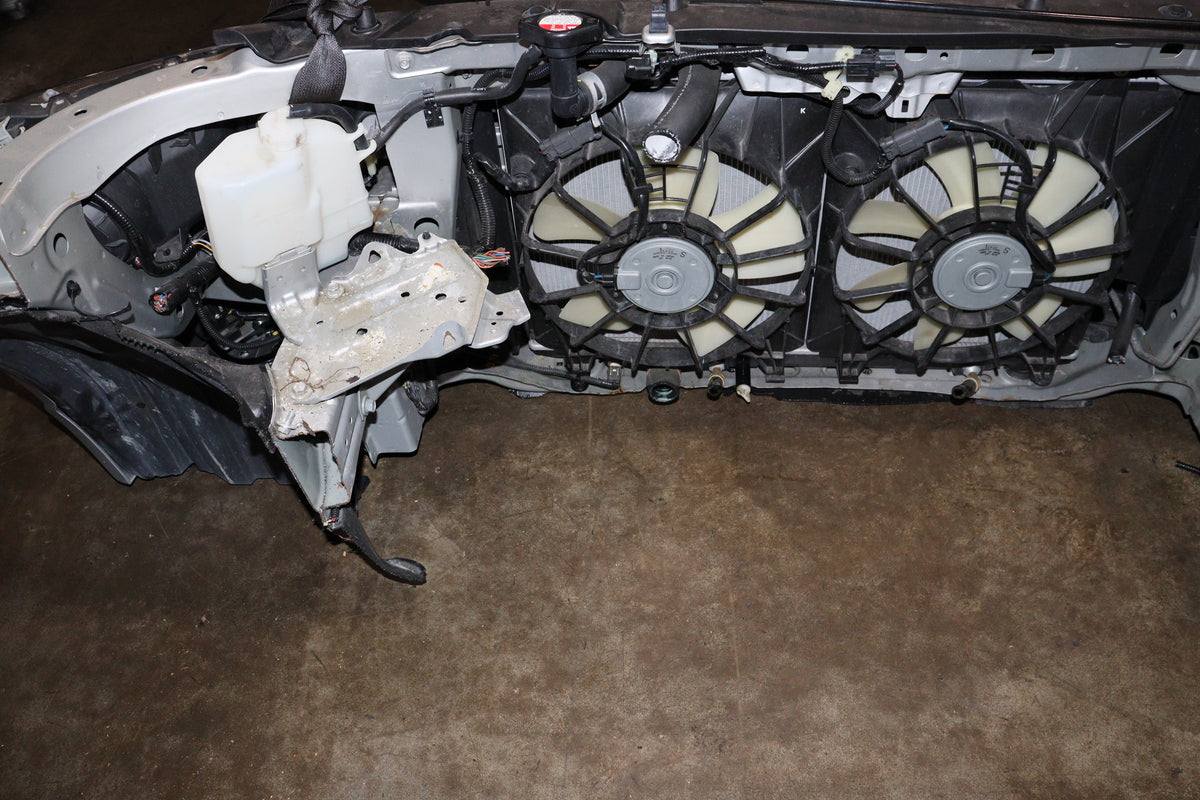 JDM 2010–2015 Nissan Skyline V36 Infiniti G37 Coupe OEM Front End Nose Cut