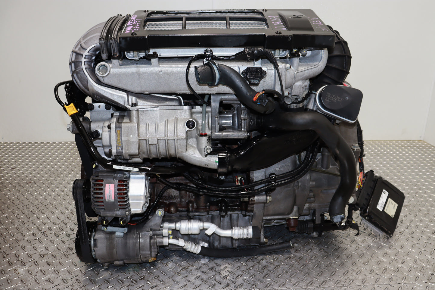 (2002–2006) Mini Cooper S 1.6L Supercharged Engine with 6-Speed Manual Transmission JDM