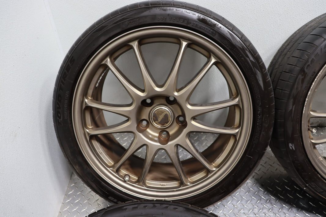 WRX STI bronze-colored, multi-spoke alloy wheels - 245/40zr18