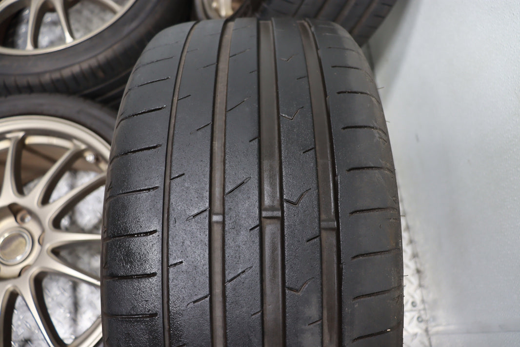 WRX STI bronze-colored, multi-spoke alloy wheels - 245/40zr18