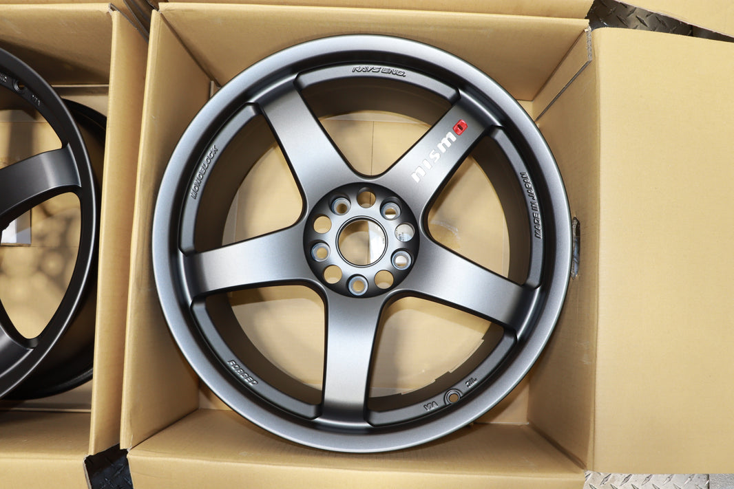 Nismo LMG T4 EVO Staggered Wheel Set – 19x9.5 +30 / 19x10 +25 – Matte Gun Black – 5x114.3