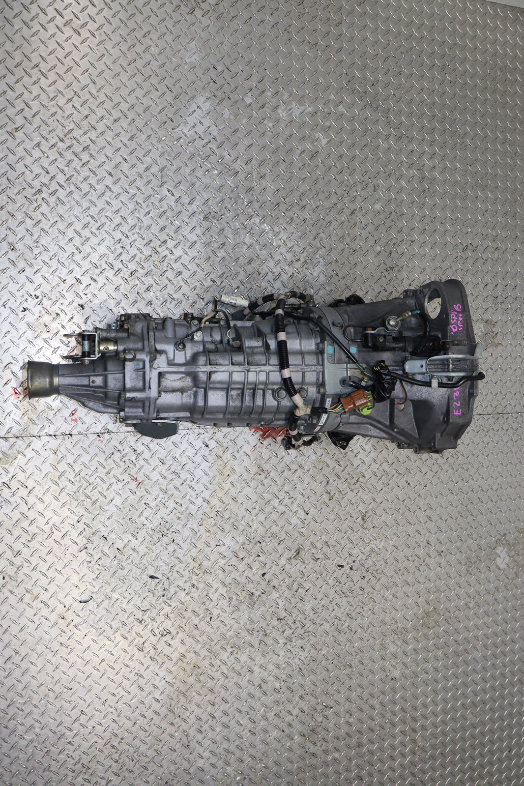 2004-2005 Subaru Legacy 3.0 or Specs.B 6Speed Manual Transmission -TY856WVBAA