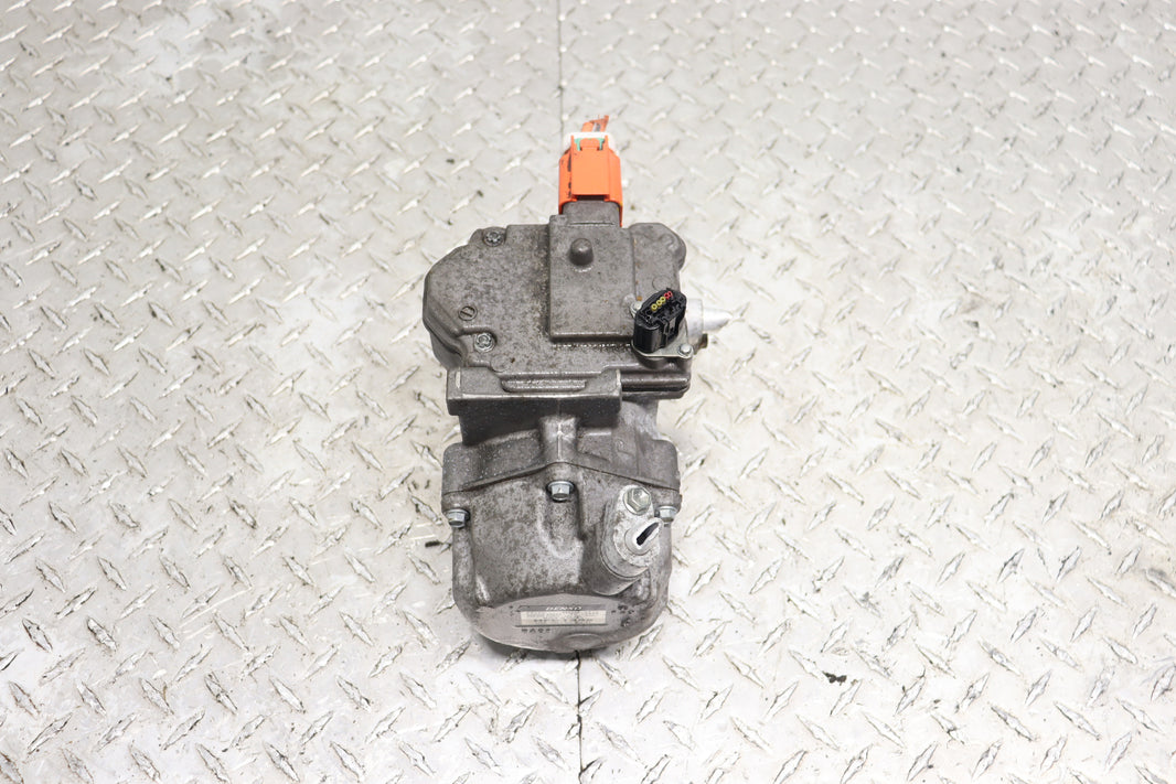 2010–2015 Toyota Prius OEM A/C Compressor Denso – Imported from Japan with 90 Days Warranty
