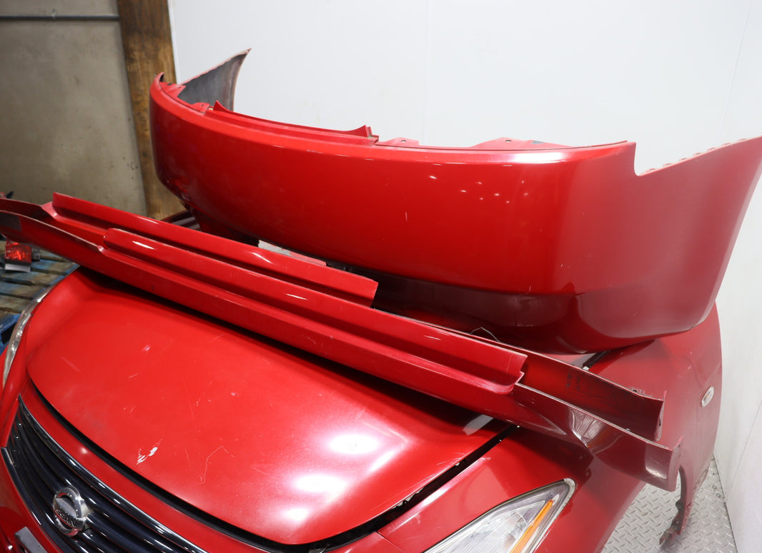 JDM Nissan Skyline 370GT Infiniti G37 Coupe Complete Rear End Assembly Rear Bumper Trunk Lid Tail Lights OEM