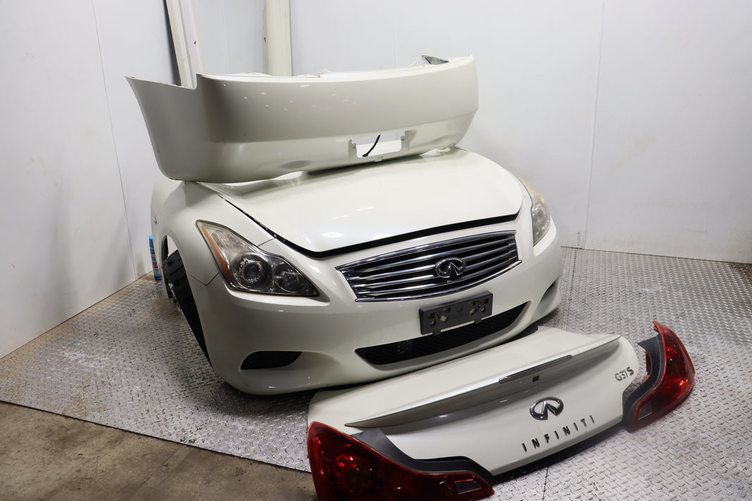 2008-2013 Infiniti G37S Coupe Complete Rear End Assembly Rear Bumper Trunk Lid Tail Lights OEM